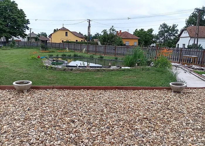 アパート Tiszameer